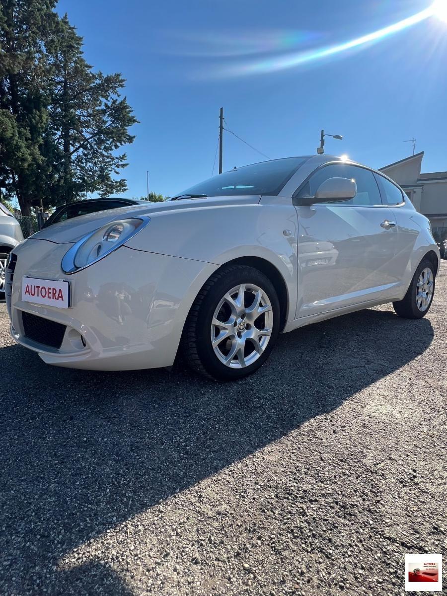 ALFA ROMEO - MiTo - 1.6 JTDm 16V Dist. Premium Pack
