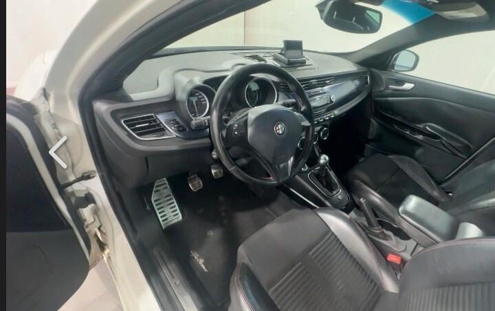 Alfa Romeo Giulietta 1.4 t. m.air Distinctive 170cv 12 mesi garanzia