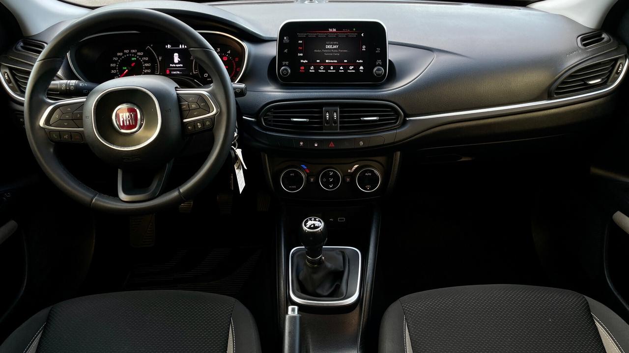 FIAT TIPO SW 1.3 BUSINESS 95CV - FULL LED, RETROCAMERA, NEOPATENTATI