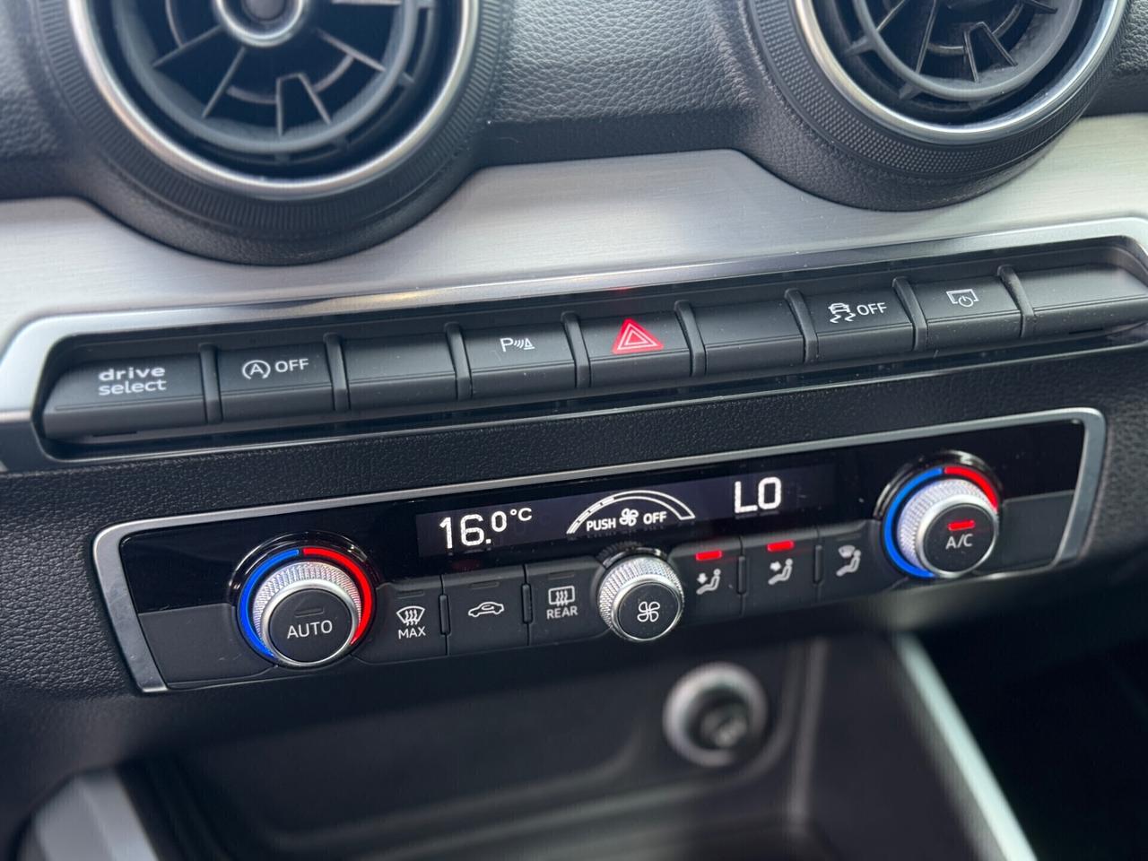 Audi Q2 TDI quattro S tronic S line Edition