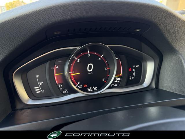VOLVO S60 Cross Country D3 Geartronic Summum