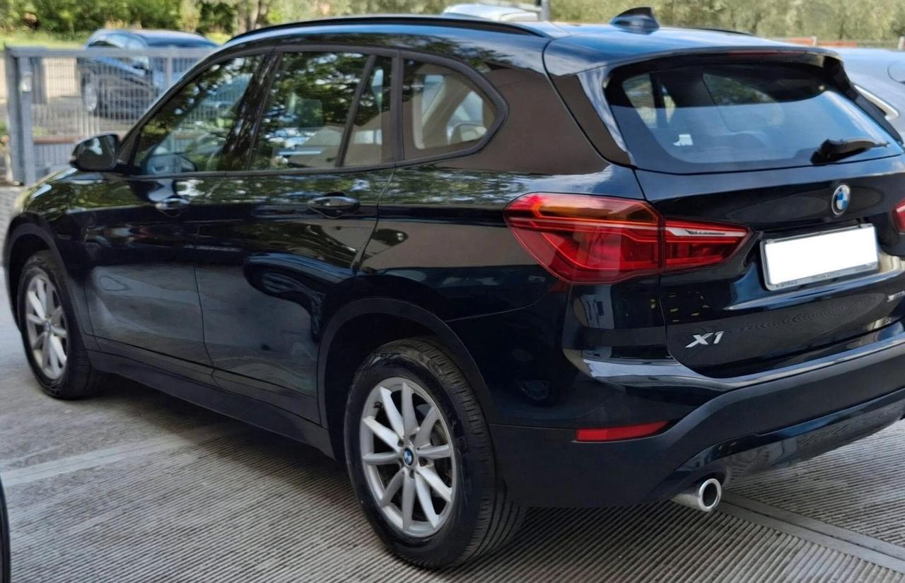 Bmw X1 sDrive16d Sport Automatica