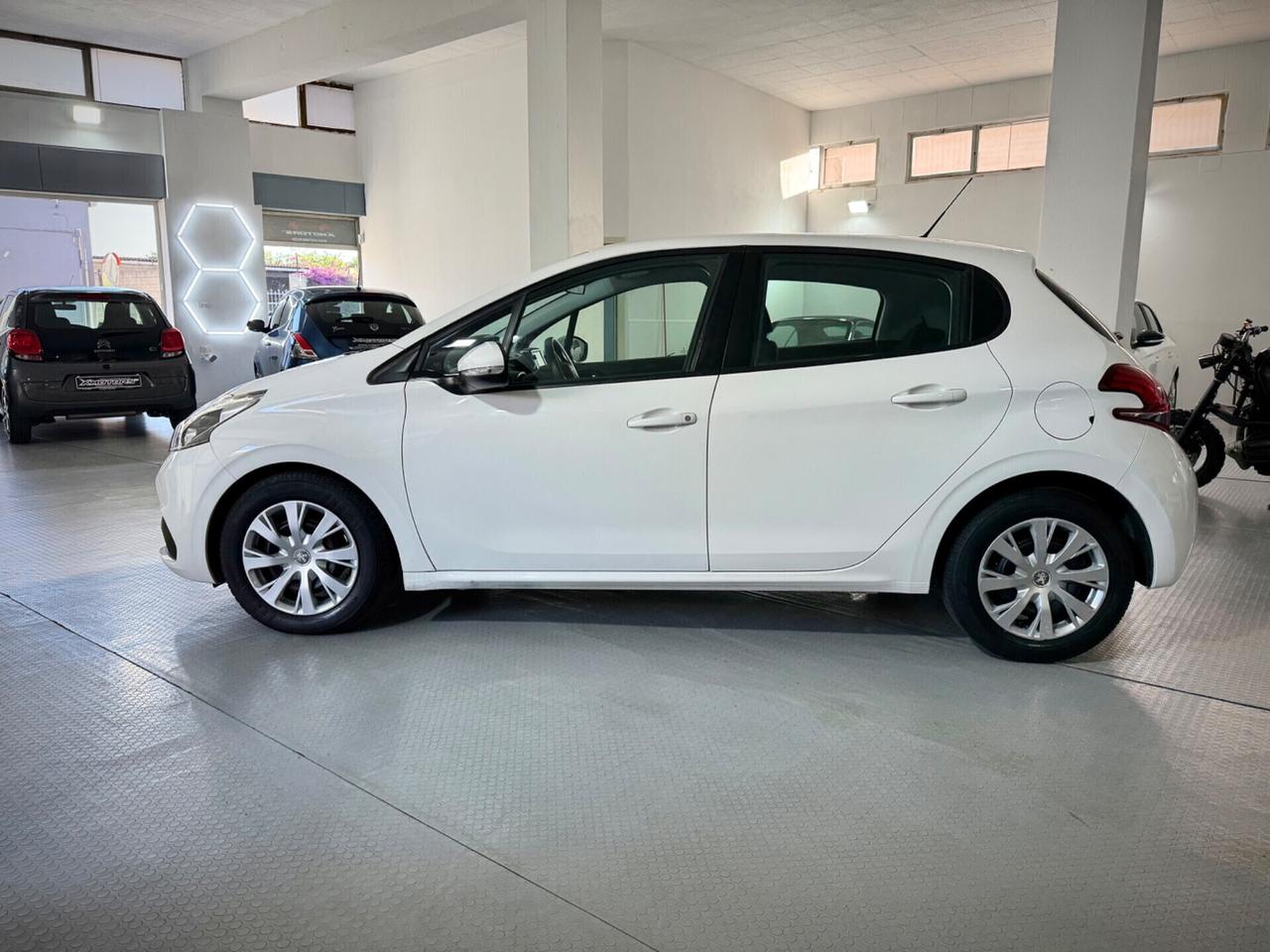Peugeot 208 BlueHDi Aziendale 100cv 5p. Mix