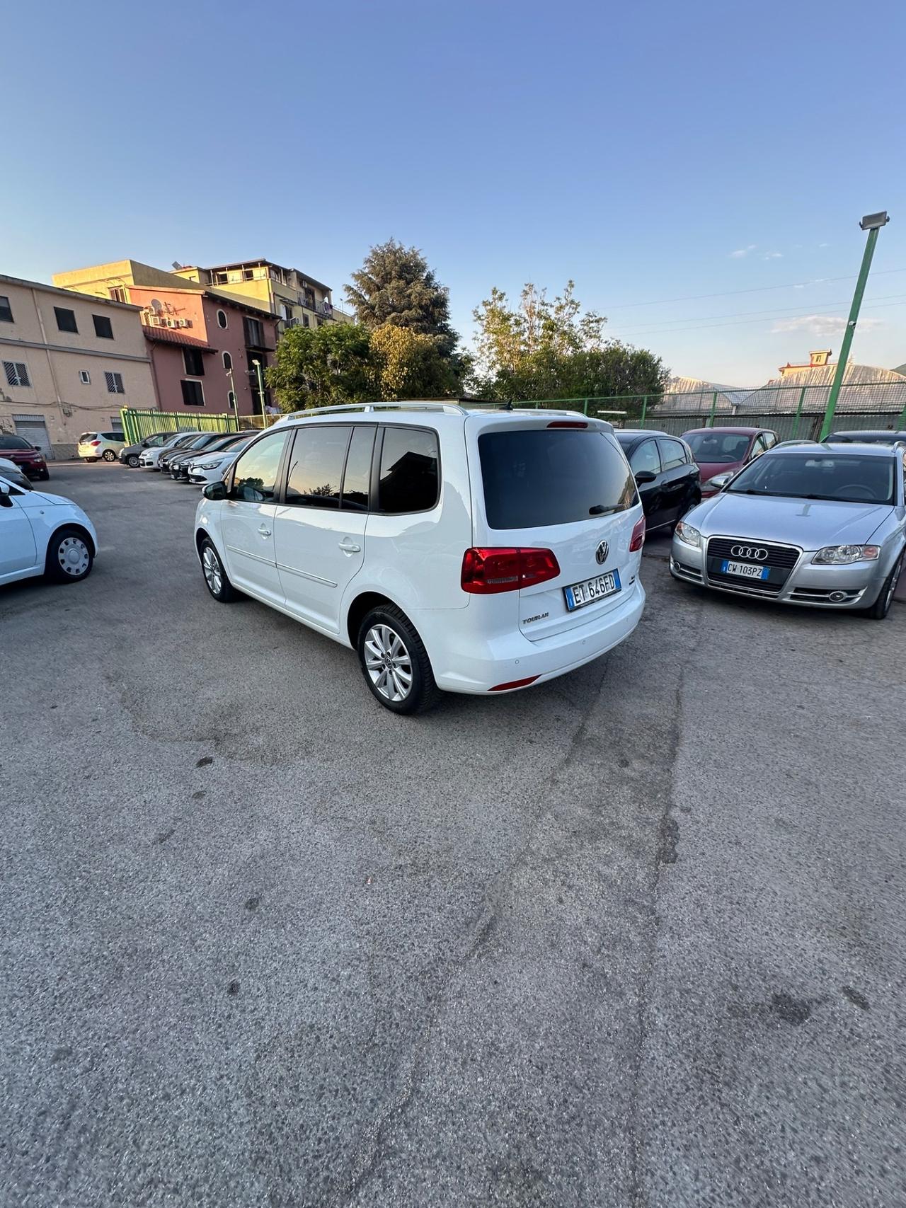 Volkswagen Touran 1.4 TSI Highline EcoFuel