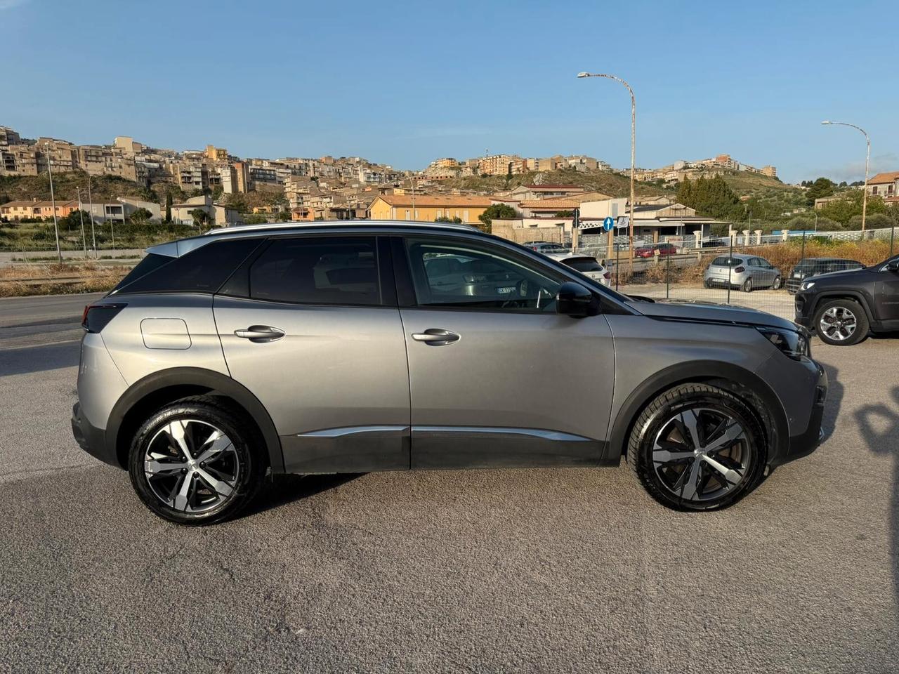 Peugeot 3008 BlueHDi 130 S&S EAT8 Allure