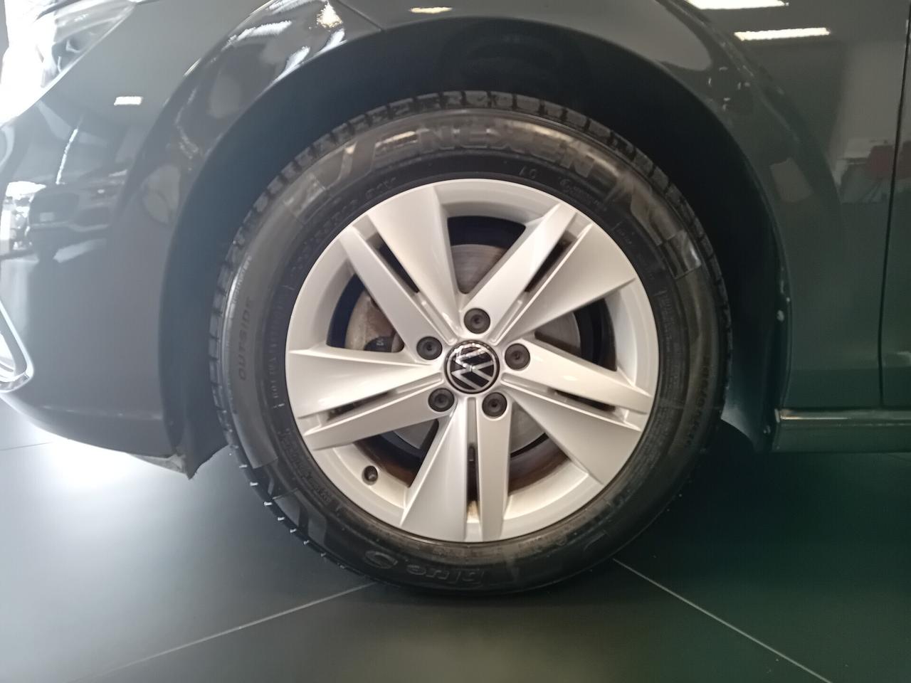 Volkswagen Golf 1.0 eTSI EVO DSG Life