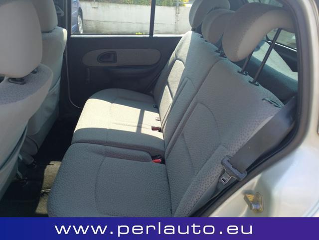 RENAULT Clio 1.2 cat 5 porte Confort Authentique