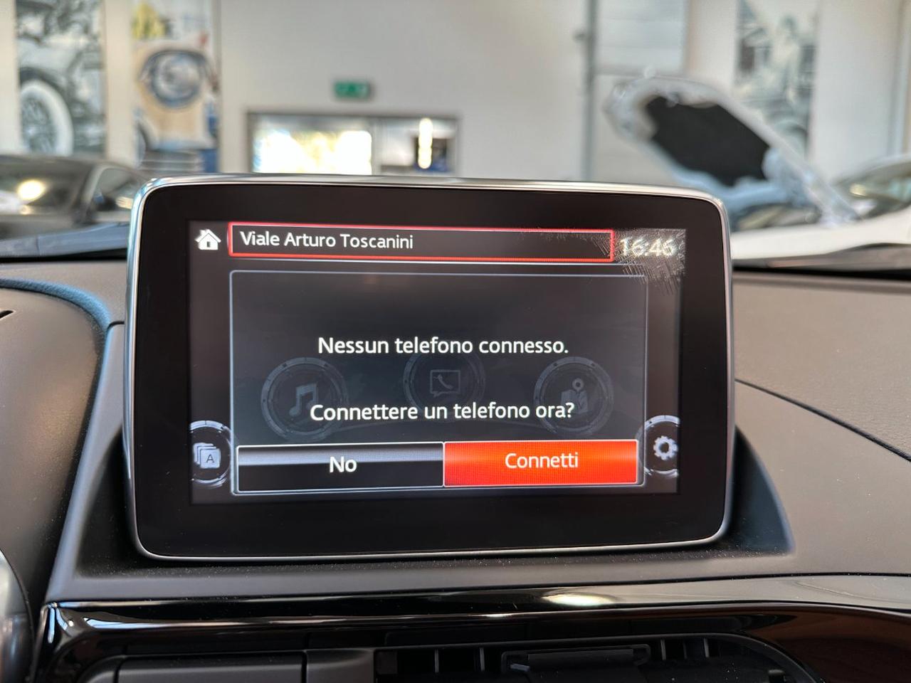 Fiat 124 Spider 1.4 m-air Lusso auto-LED-17"-Bose-Pelle-Keyless