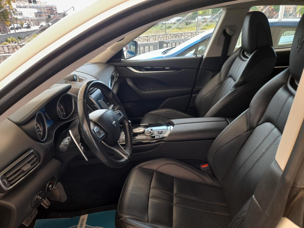 Maserati Levante V6 Diesel AWD Gransport MOTORE KM0