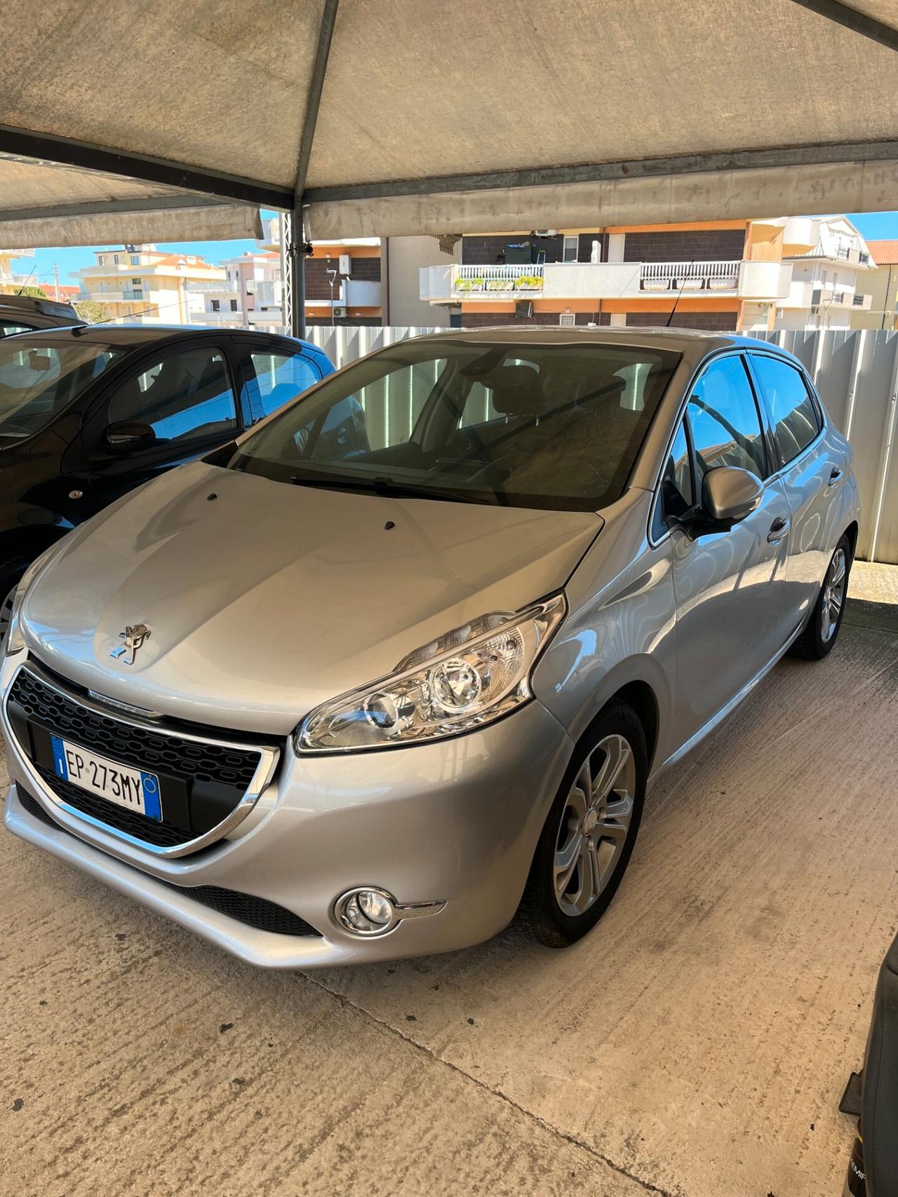 Peugeot 208 1.2 VTi 82 CV 5 porte Access