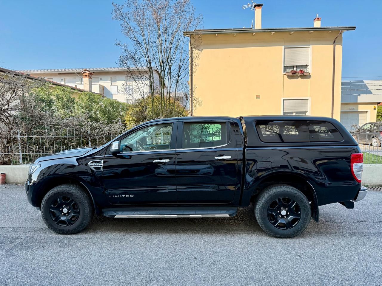 Ford Ranger 3.2 tdci double cab Limited 200cv auto con Cassone