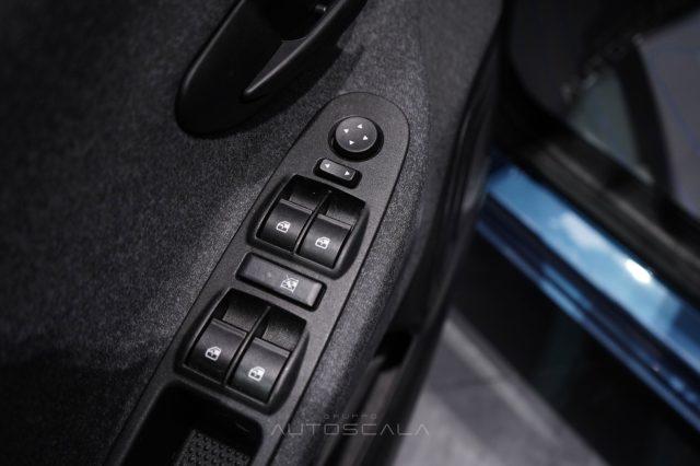 LANCIA Ypsilon 1.0 FireFly 5 porte S&S Hybrid Silver Plus