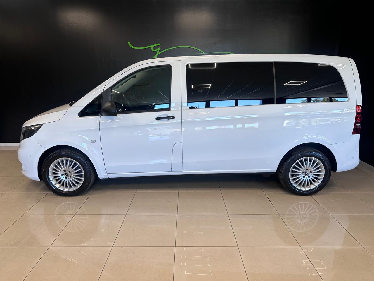 MERCEDES Vito 116 cdi compact tourer select auto my19