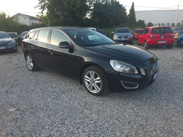 Volvo V60 D3 Geartronic Summum