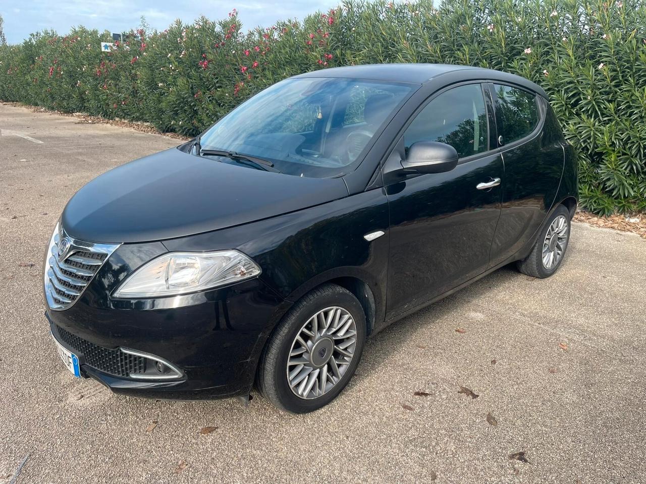 Lancia Ypsilon 1.2 69 CV 5 porte GPL Ecochic Gold