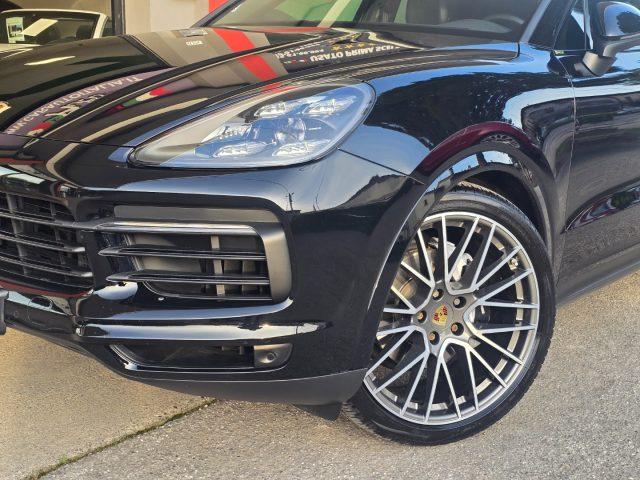 PORSCHE Cayenne Coupé 3.0 V6 Panorama 22" Full LED Sospensioni 360