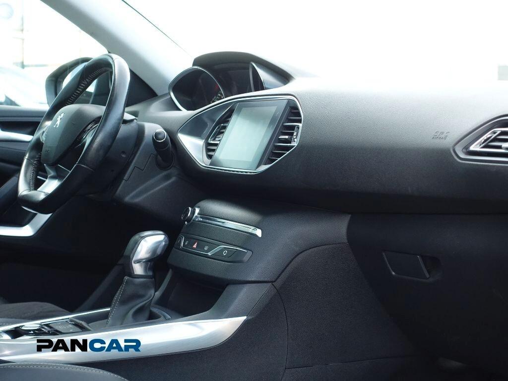 Peugeot 308 BlueHDi 120 S&S EAT6 Allure