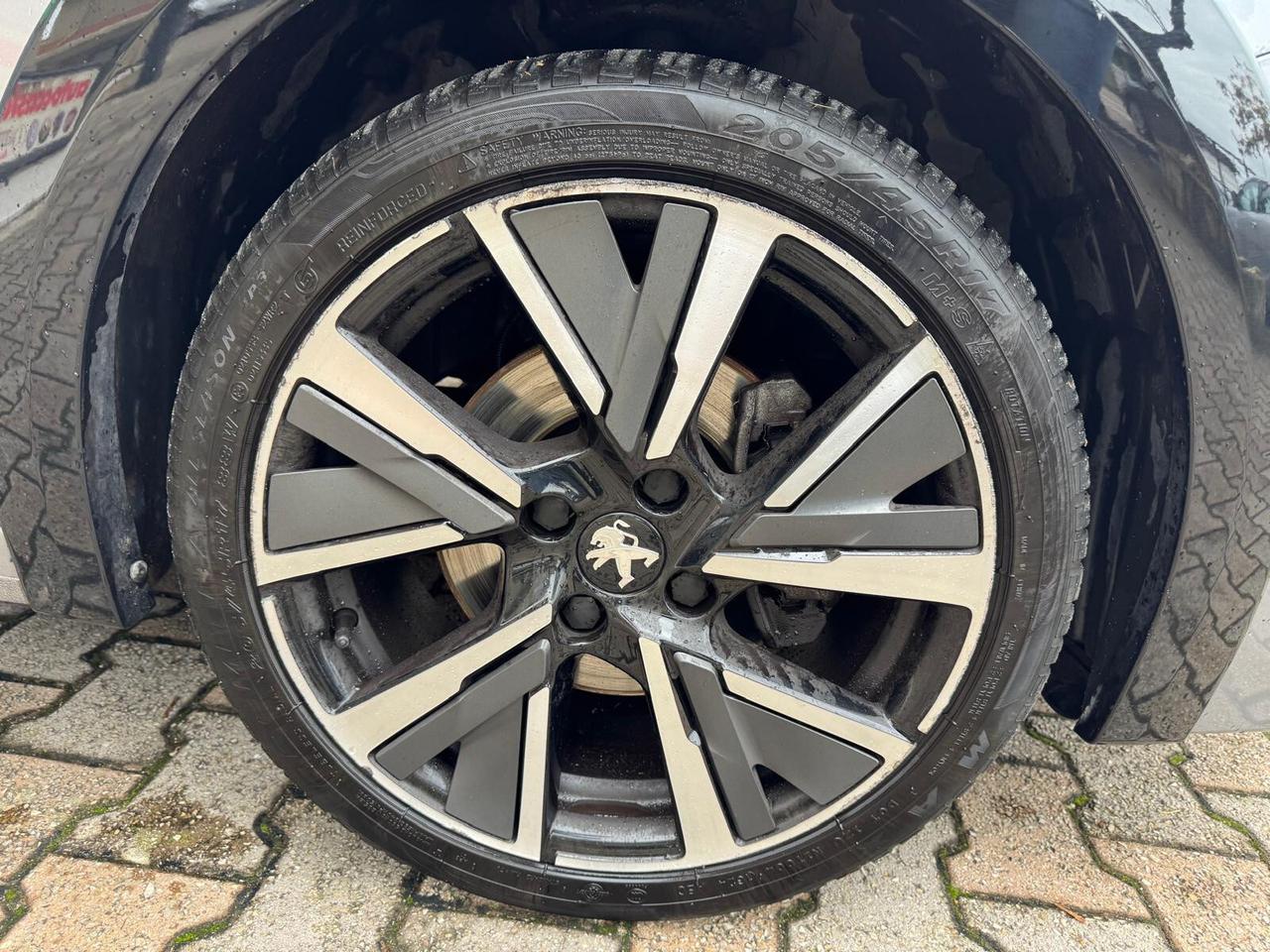 Peugeot 208 PureTech 130 Stop&Start EAT8 5 porte GT Line