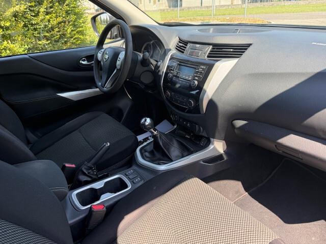 Nissan Navara 2.3 dCi 4WD King Cab Acenta
