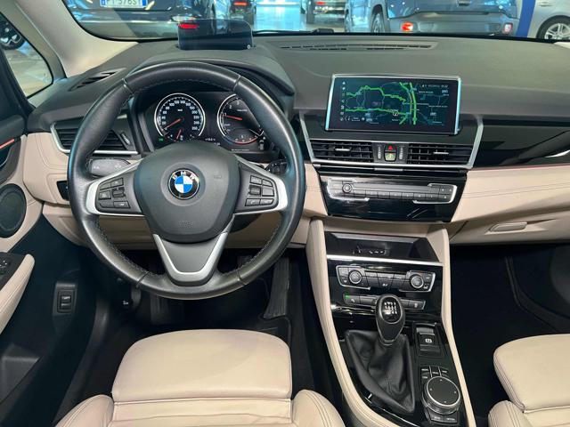 BMW 218 i Active Tourer Luxury