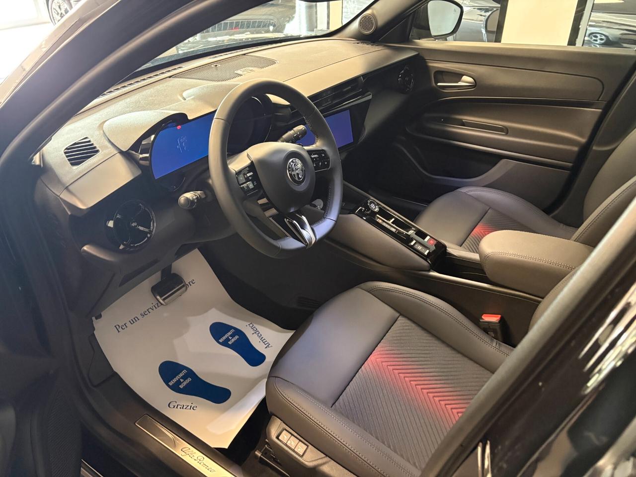 Alfa Romeo Junior Speciale 1.2 Hybrid 145cv e-dct - Km0