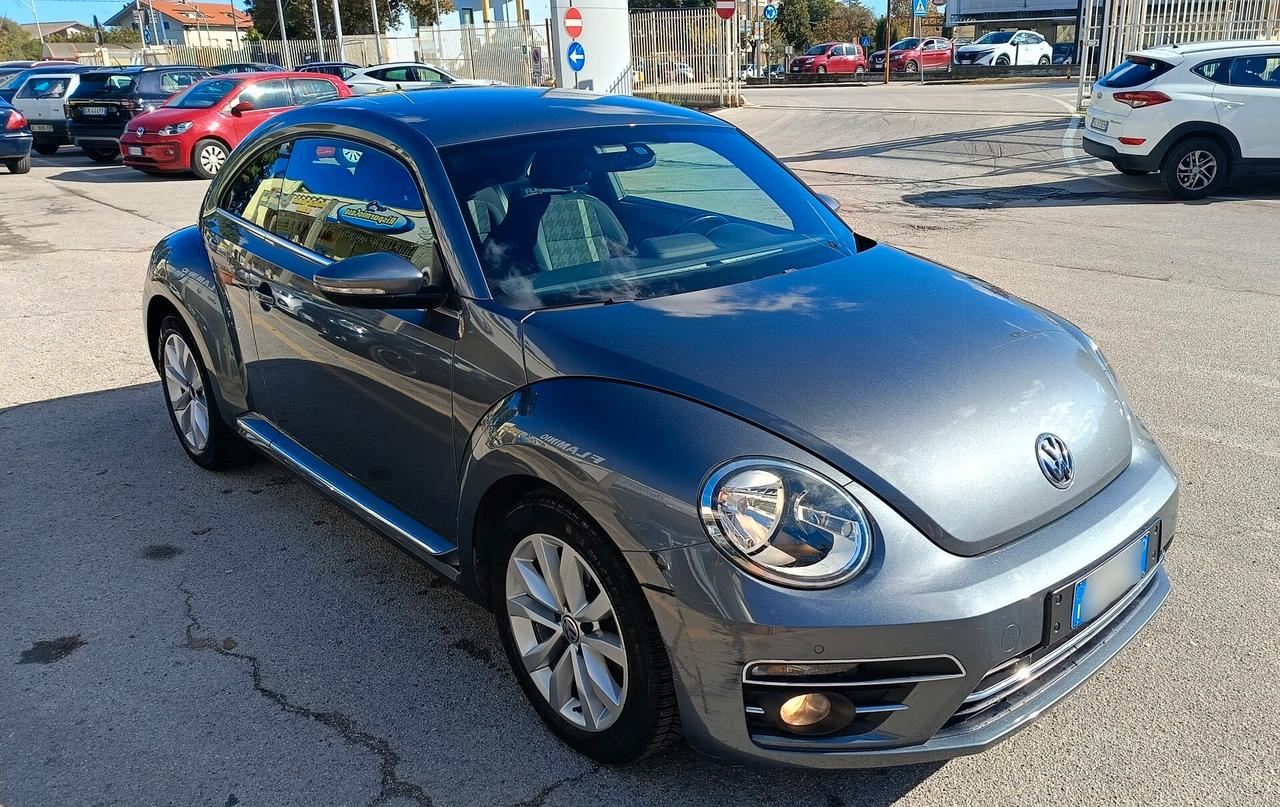 Volkswagen Maggiolino 2.0 TDI DSG Design BlueMotion Technology