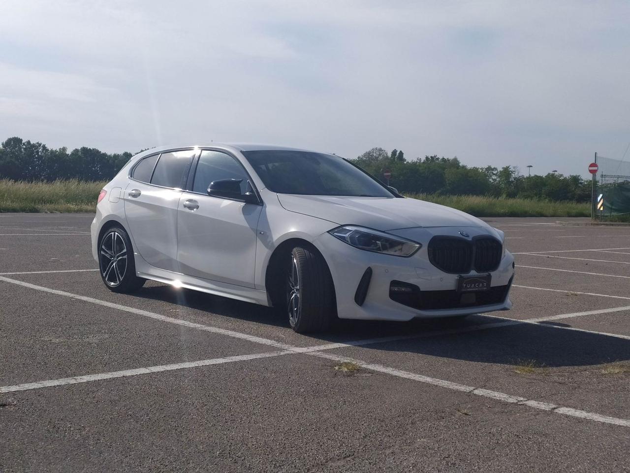 Bmw 118 M Sport 118 d #10708