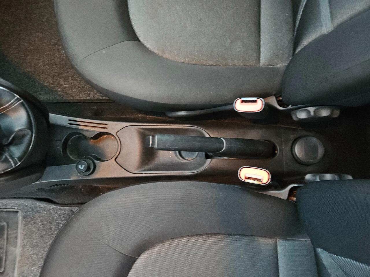 Lancia Ypsilon 1.3 MJT 75 CV Diva