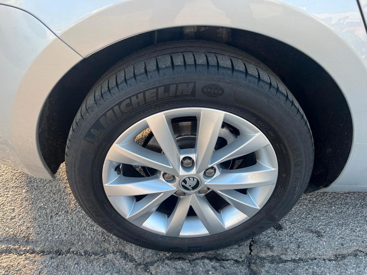 Skoda Octavia 1.5 DSG Wagon Style G-Tec