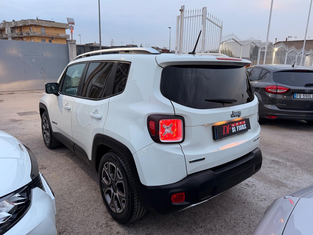 Jeep Renegade 1.6 Mjt 120CV Limited Navi Beats