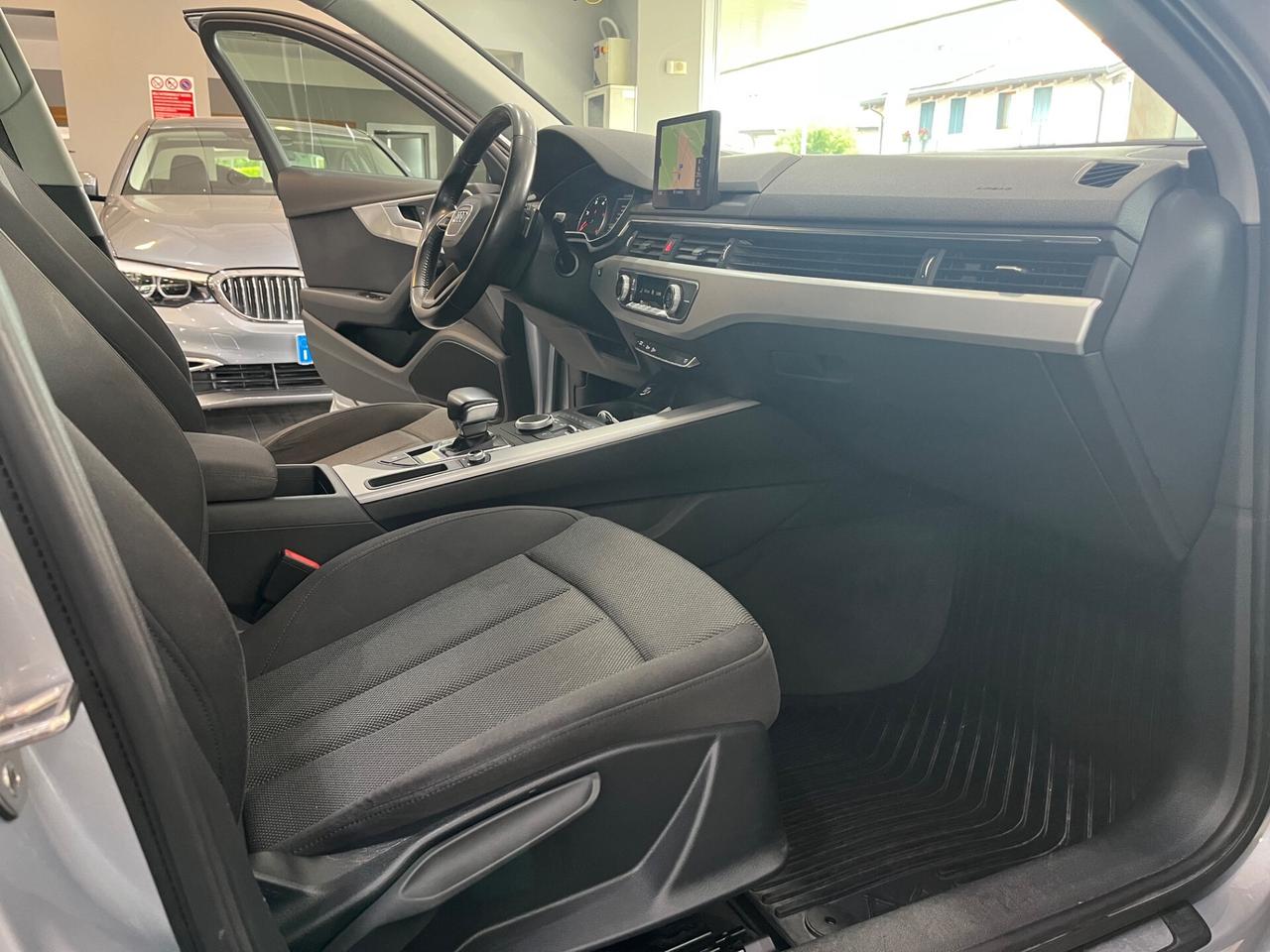 Audi A4 Avant 2.0 tdi Business 150cv s-tronic