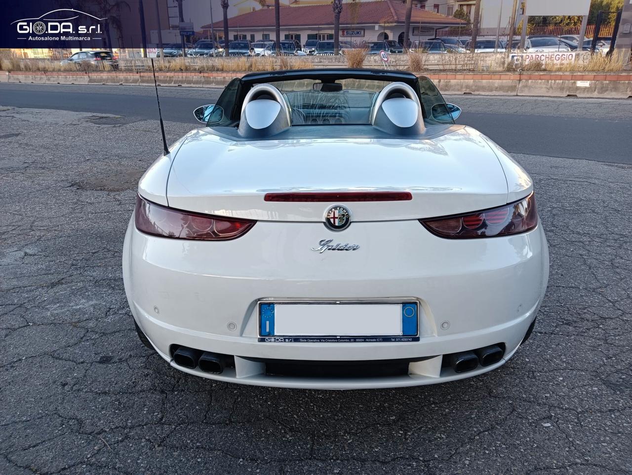 Alfa Romeo Spider 2.4 JTDm 210CV