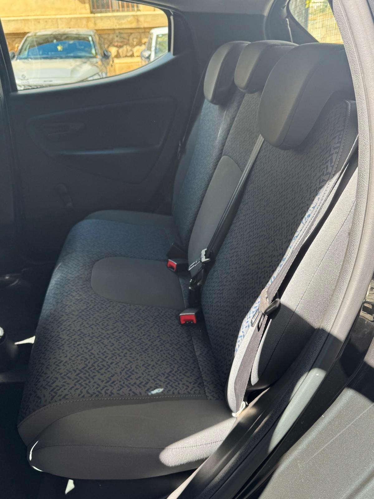 Lancia Ypsilon 1.0 FireFly 5 porte S&S Hybrid Gold