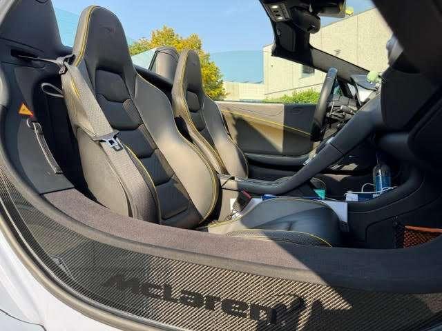 McLaren 650S Spider 3.8 ssg7 ** KM 29.600 ** FULL OPT TUTTI TAGLIANDI!