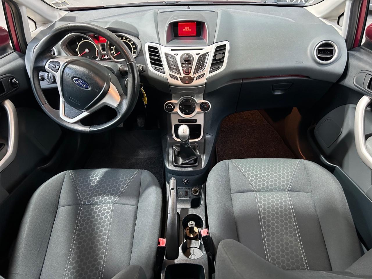Ford Fiesta Titanium