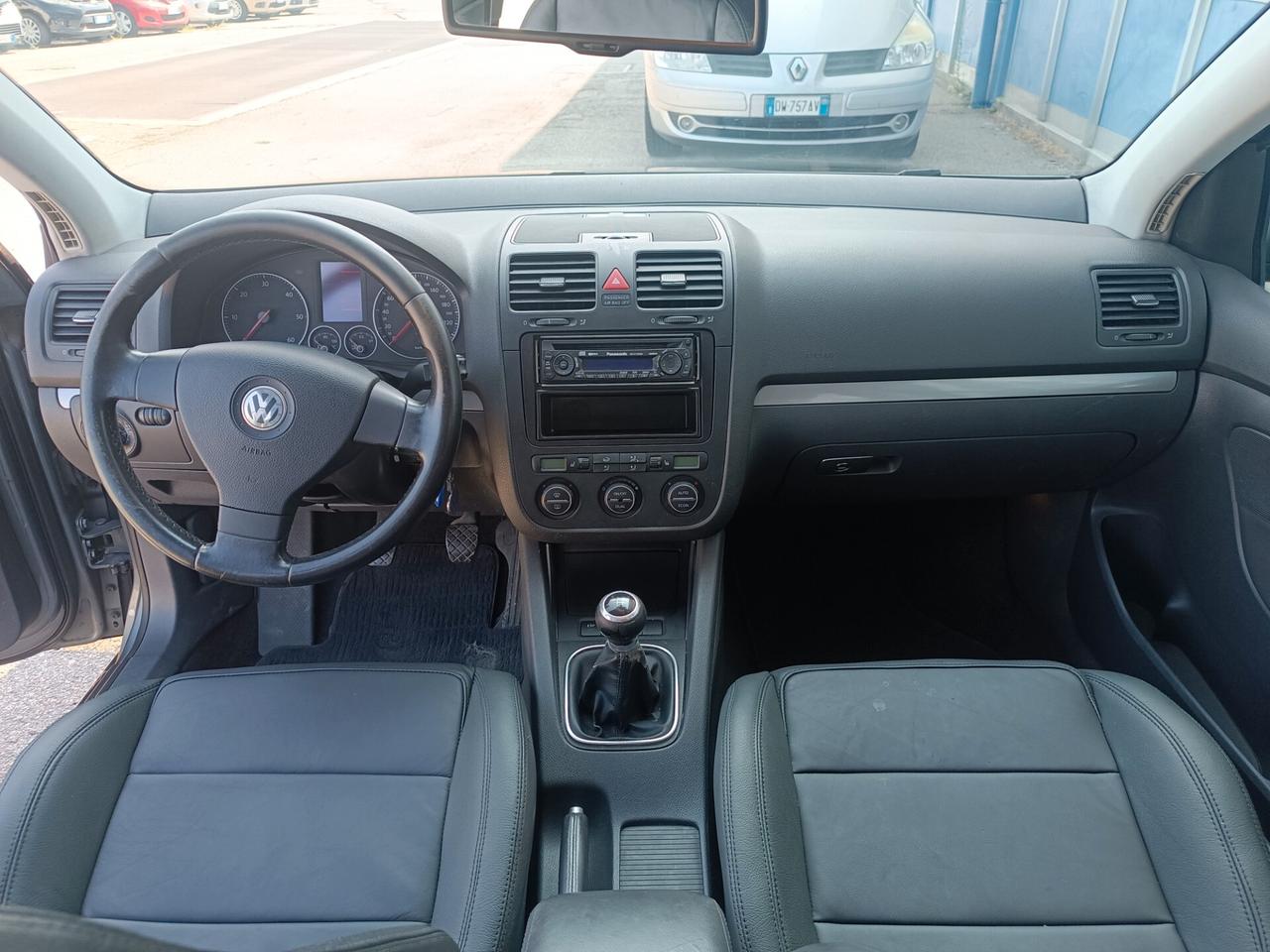 Volkswagen Golf 2.0 16V TDI 4mot. 5p. Sportline