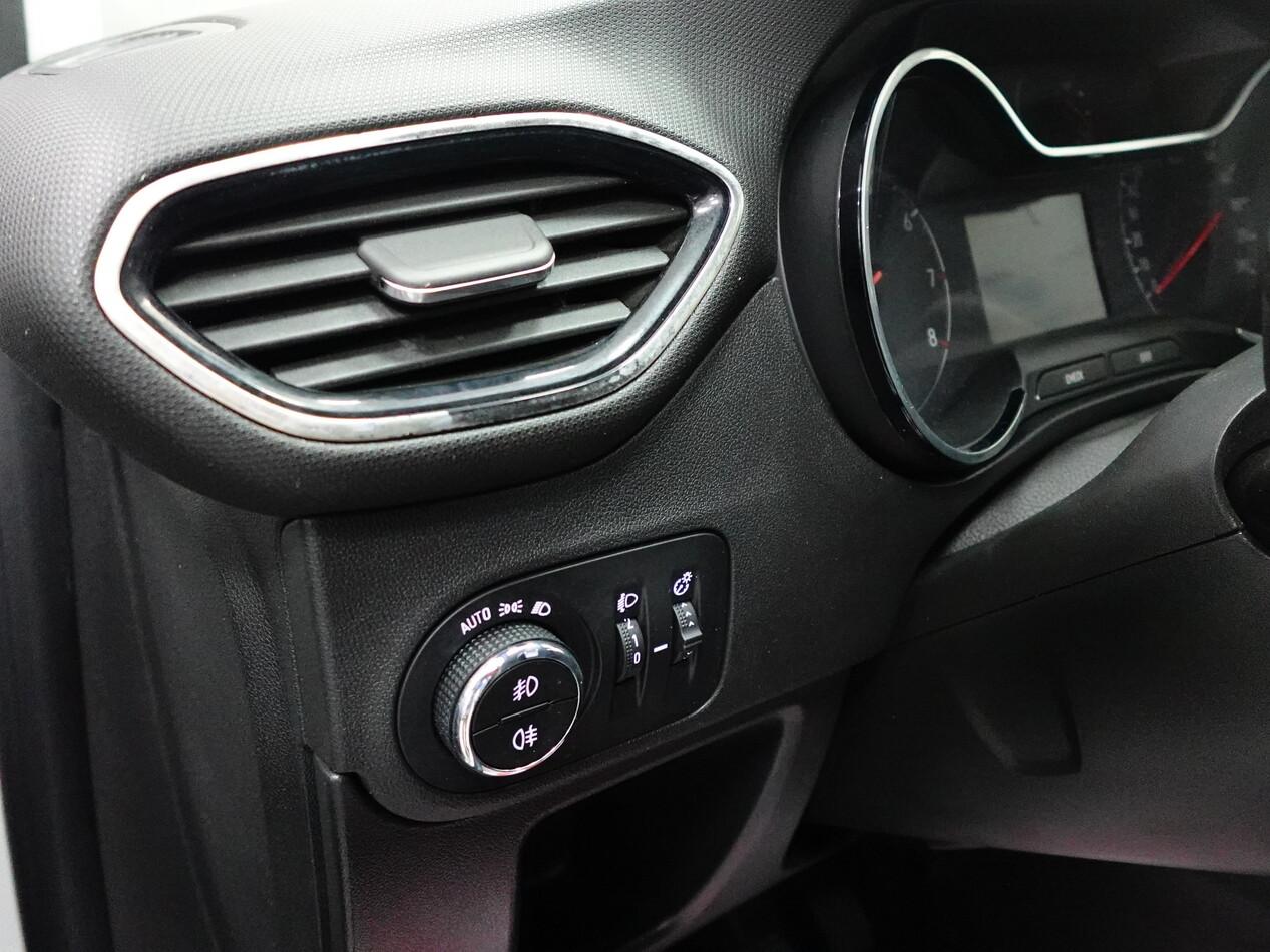 Opel Crossland X 1.2 BZ 83 CV INNOVATION