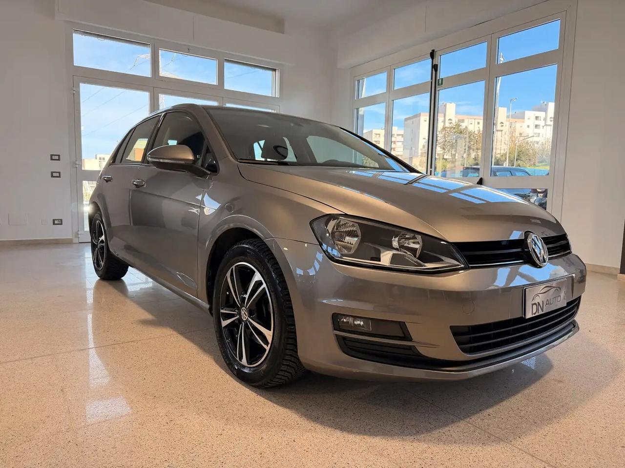 Volkswagen Golf 1.6 TDI 5p. Trendline BlueMotion Technology