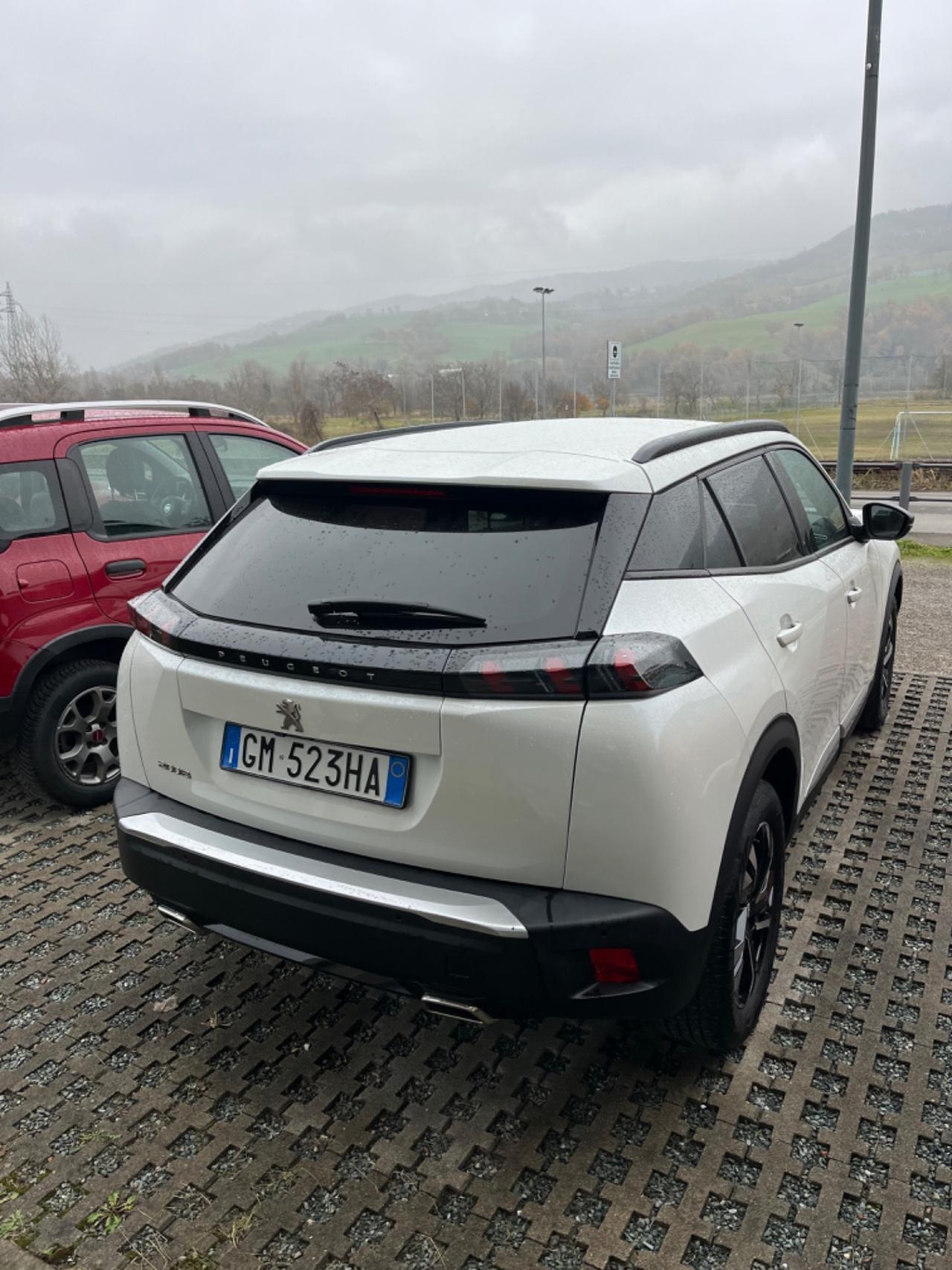 Peugeot 2008 PureTech 130 S&S GT