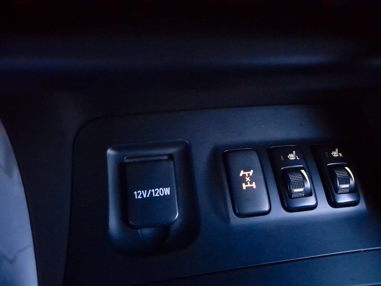 Toyota Land Cruiser 8 POSTI 3.0 D-4D 5p. aut. Wagon