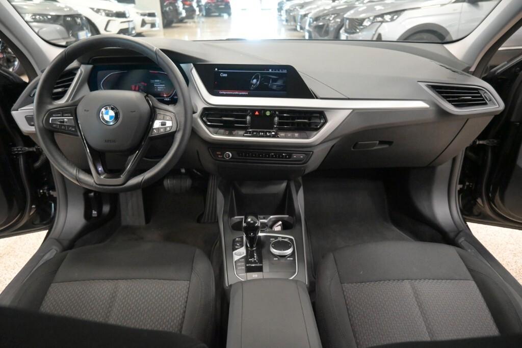 BMW 116D 115CV STEPTRONIC BUSINESS ADVANTAGE ( FARI LED - BMW DIGITAL COCKPIT - NAVI - MIRROR - PARK ASSISTANT - TELECAMERA POST. - CERCHI 17 )