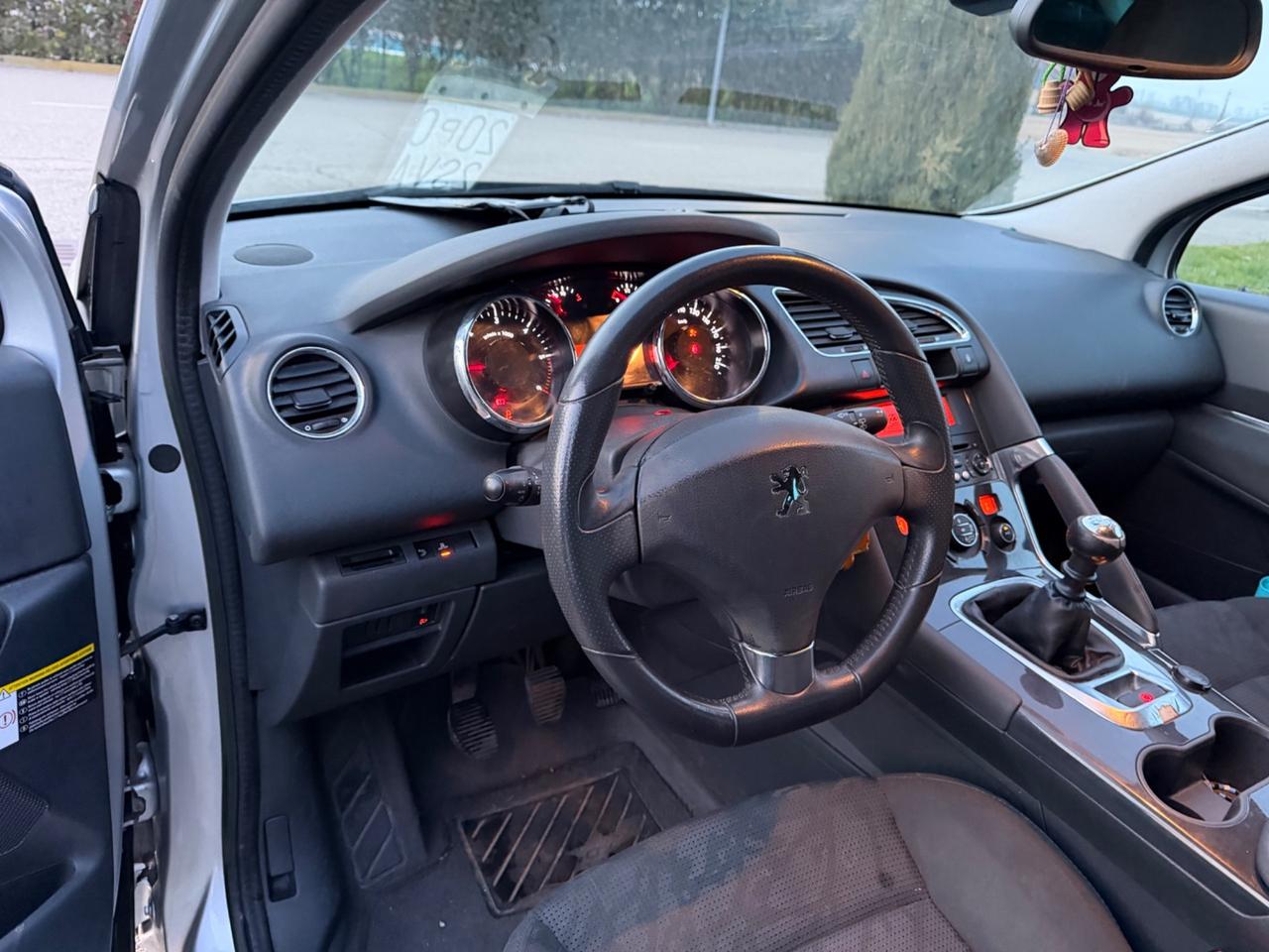 Peugeot 3008 2.0 HDi 150CV Business