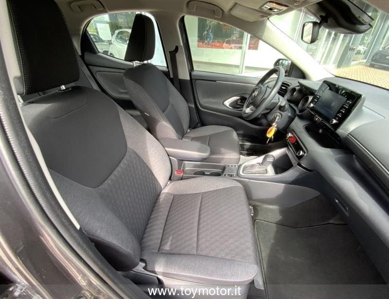 Toyota Yaris 4ª serie 1.5 Hybrid 5 porte Trend