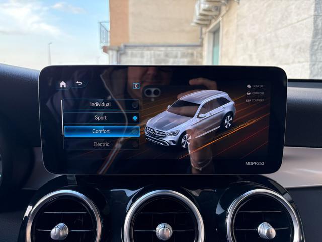 MERCEDES-BENZ GLC 300 de 4Matic EQ-Power Sport Plug-in