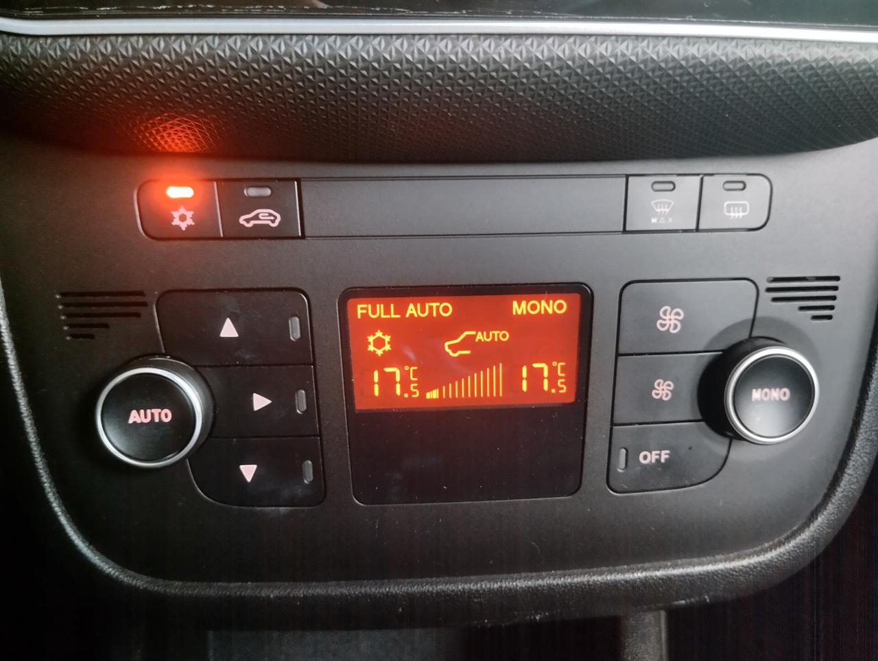 Fiat Punto 1.3 MJT II S&S 95 CV 5 porte Street