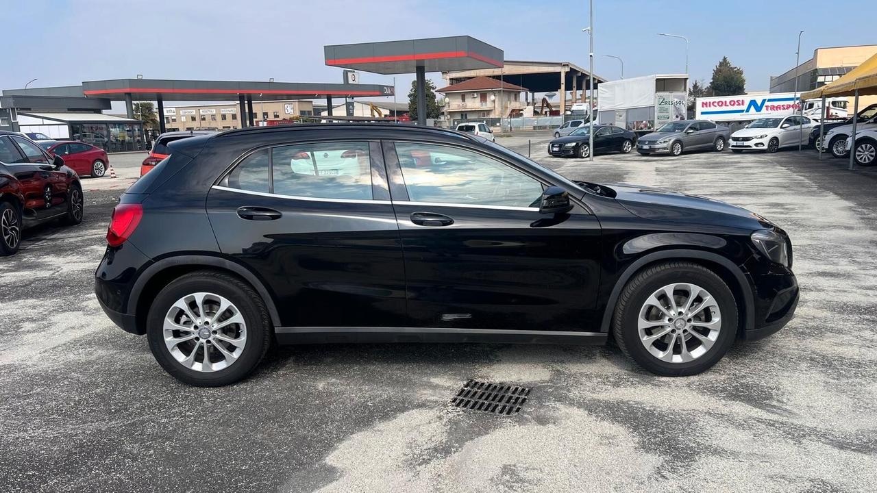 Mercedes-benz GLA 200 CDI Premium