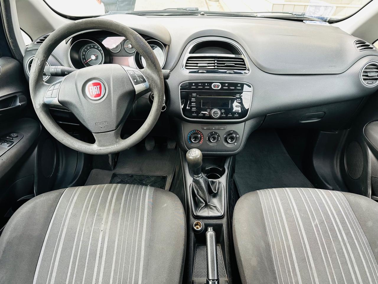 Fiat Grande punto 1.3 mjt 2011 270.000km neo patentati