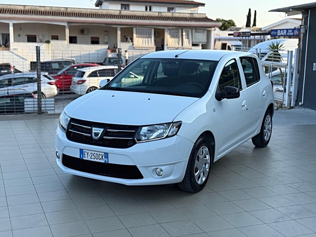 Dacia Sandero 1.2 GPL 75CV Lauréate Garanzia 12 Mesi
