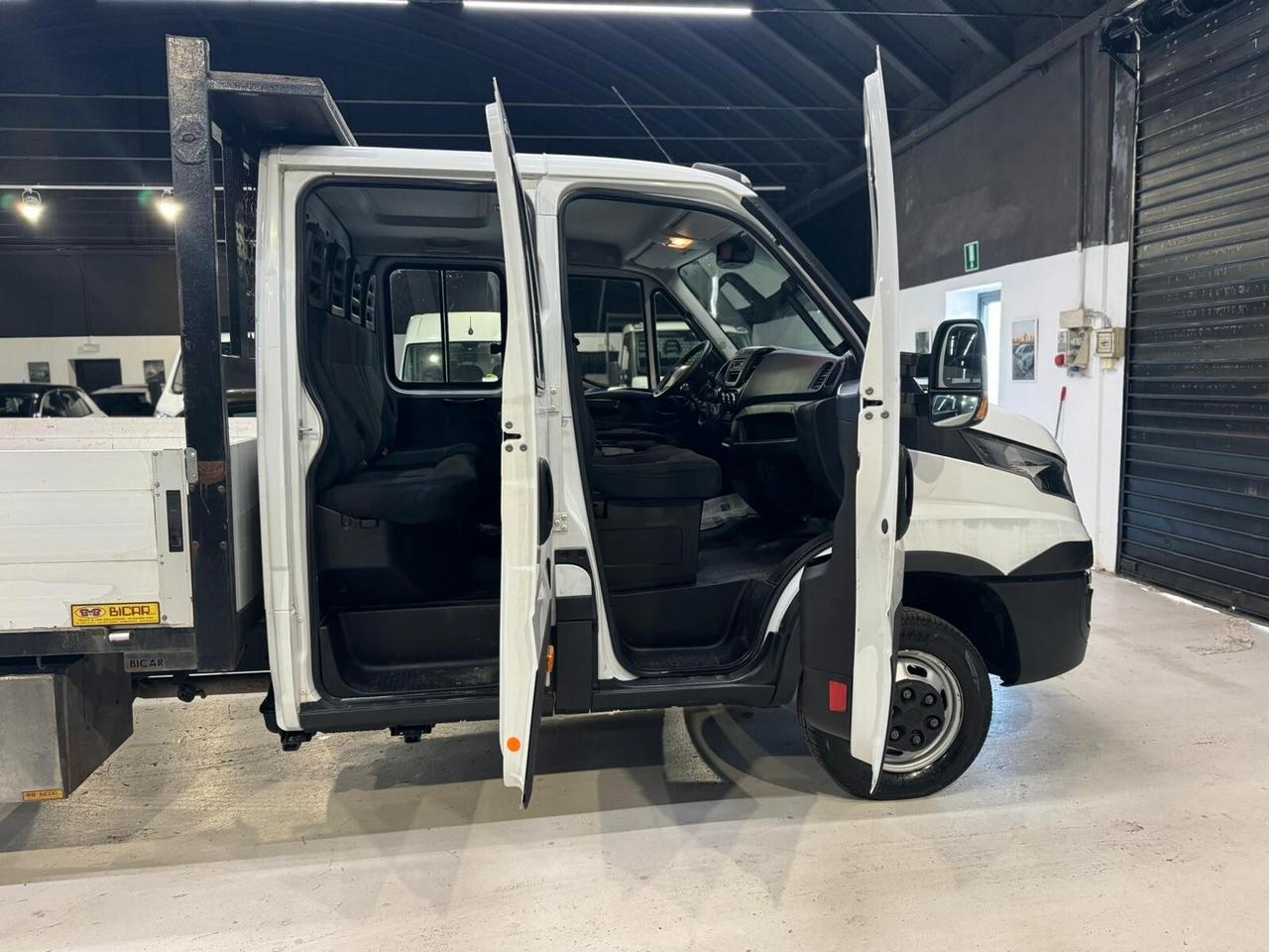 IVECO DOPPIA CABINA