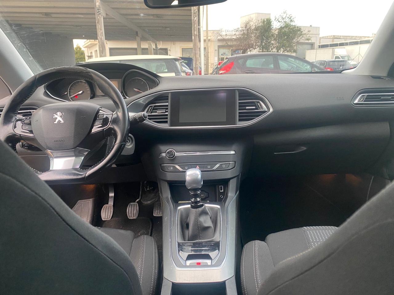 Peugeot 308 BlueHDi 120 S&S SW Business